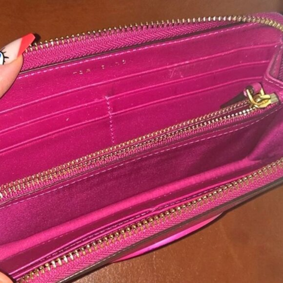 Tory Burch Wallet - Picture 4 of 9